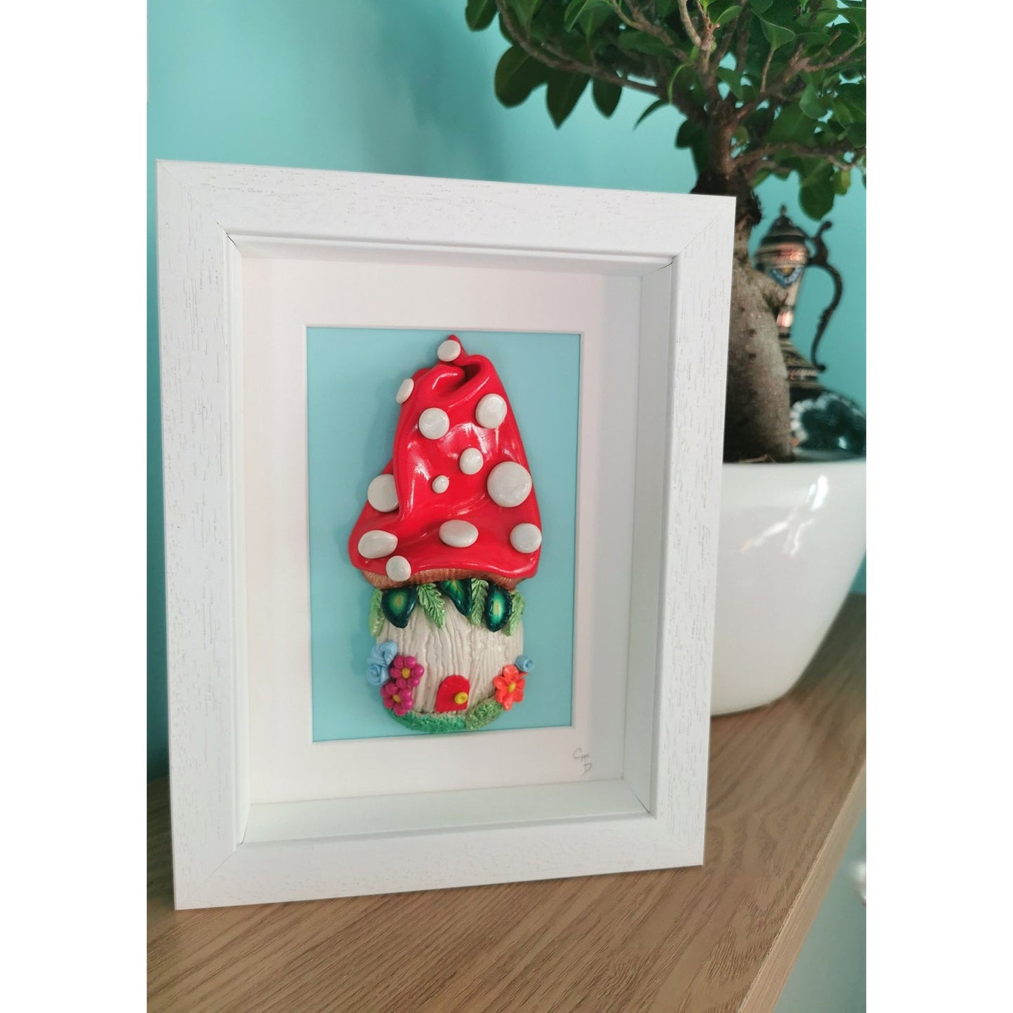 'Home is made of hopes and dreams' - Toadstool Clay Wall Art/New Home Gift